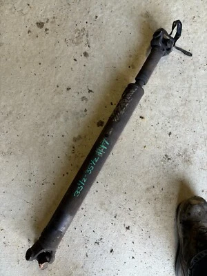 1973 1981 1987 88 CHEVROLET GMC K20 K10 K1500 FRONT DRIVESHAFT 33-1/2"-35-1/2" - Image 1 of 4