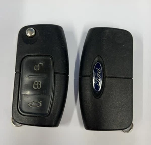 GENUINE FORD 3 BUTTON REMOTE FLIP KEY FOB FIESTA FOCUS ETC TESTED! 3M5T15K601AB - Picture 1 of 5