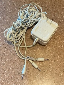 Department 56 3-Prong Outlet Transformer Adaptor/Adapter 2.5V, 55026 White - Picture 1 of 6