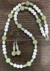 18" Prehnit Chalzedon, weißer Achat und Katzenauge Halskette und Ohrring Set - Bild 1 von 2