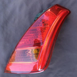 Nissan Murano Z50 2005-2006 Right Hand Driver Side Tail Light RH Lamp - Picture 1 of 8