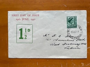 1950 AUSTRALIA QUEEN GREEN 1 1/2d FDC BY ROSSITER RARE USED - Picture 1 of 2