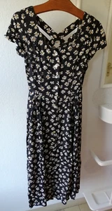 Kleid Sommerkleid Gr. 36 schwarz mit Blümchen - Bild 1 von 3