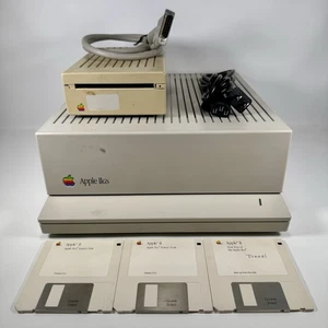 Apple IIGS Computer A2S6000 w/ Power Cord & 3.5 Drive A9M0106 Both Un-Tested - Afbeelding 1 van 21