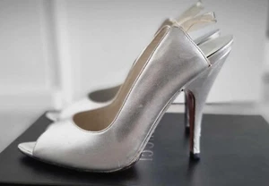 Iconic 2003 Tom Ford for Gucci from Ad Campaign Silver Shoes Sandals 37 C - Picture 1 of 8