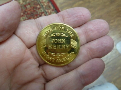 MD-63 Голосование ДЖОН КЕРРИ Орел Чеканенная Памятная ЛАТУННАЯ МОНЕТА жетон МОНЕТЫ Америка - Изображение 1 из 2