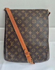 Borsa Louis Vuitton Musette tracolla in tela con monogramma - Foto 1 di 12