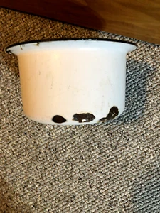 Vintage White Enamel pot with Black Handle - Picture 1 of 3