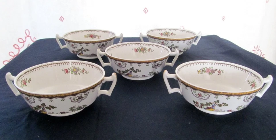 Five Vintage Copeland Spode CHELSEA Pattern Two Handled Soup Bowls - Image 1 of 4