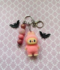 Monster Kreatur Kobold Schlüsselanhänger Taschenclip Handarbeit - Bild 1 von 3