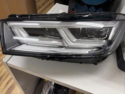 2018-2020 Audi Q5 SQ5 Full LED System Left Side Headlight Assembly OEM - Image 1 of 4