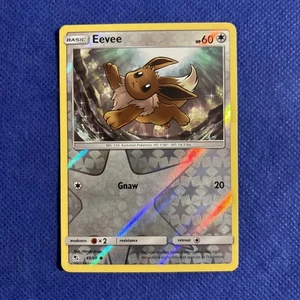 Eevee 49/68 Pokemon TCG Card Hidden Fates Reverse Holo - NM (b) - Picture 1 of 5