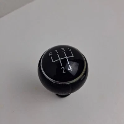 Perilla de cambio de marchas manual de 5 velocidades para VW Jetta Golf Rabbit MK5 MK6 Foto 1 de 4