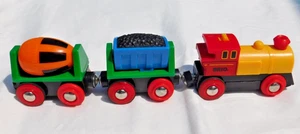 Brio World Railway Battery Operated Action Train #33319 Engine Cement Coal Cars - Picture 1 of 9