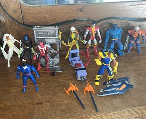 Toy Biz 1998 Marvel Legends Giant-Size X-MEN Set of 8 Action Figures - Picture 1 of 13