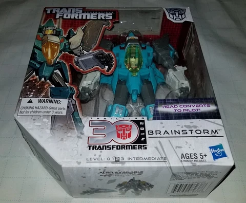 TRANSFORMERS Generations Thrilling 30 Voyager Class Headmaster Brainstorm New Cover