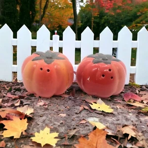 Vintage Pumpkin Ceramic Salt and Pepper Shakers Harvest Thanksgiving  Halloween  - Picture 1 of 9