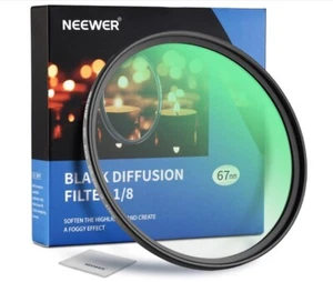 NEEWER 67mm Black Diffusion 1/8 Filtro Nebbia Filtro Effetto Cinematografico Sog - Foto 1 di 9