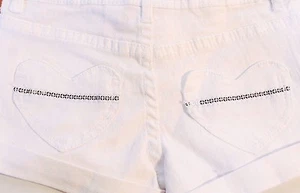 Sonoma Girls Sequin Rhinestone Stud White Heart Cuffed Shorts Size 4 - Picture 1 of 4