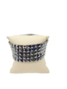 Gunmetal Black Stretch Bracelet With 3 Rows Of Pyramid Studded Panels - Picture 1 of 6