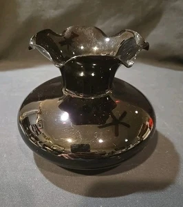 Vintage Black Amethyst Ruffled Rim Vase 5" Tall, 6" wide - Picture 1 of 10