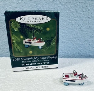 Hallmark Keepsake Miniatura Ornamento 1968 Murray Jolly Roger Flagship Kiddie Car - Imagen 1 de 3