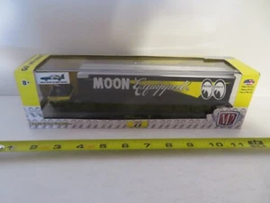 M2 Machines 1969 Dodge L600 & 1969 Dodge Charger Daytona Trailer 2018 w/Box - Picture 1 of 6