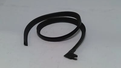 *NOS 01-05 Honda Civic OEM puerta delantera izquierda subsello 72365-S5A-003 NUEVO OEM Foto 1 de 3