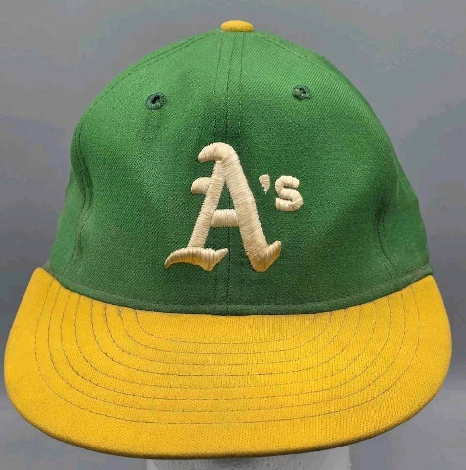 Auténtico Equipo Emitido MLB Oakland A's Blue Moon Odom New Era Juego Usado Sombrero Foto 1 de 4