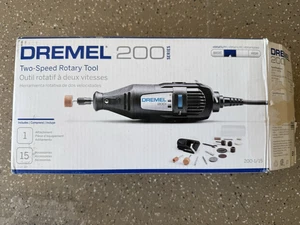 Dremel 200 Serie 1/15 Utensile Rotante a Filo a Due Velocità con Accessori - Foto 1 di 10