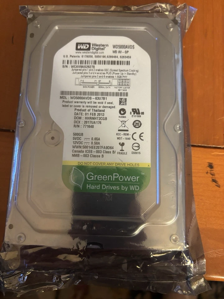 Western Digital AV-GP 500GB, Internal, 3.5" (WD5000AVDS) Hard Drive - Image 1 of 2