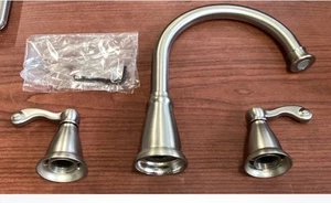 NEW Moen T624SRN Deck Mounted Roman Tub Filler Trim Spot Resistant Nickel B13 - Picture 1 of 2
