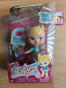 NIB Bratz Babyz Cloe Doll w/ Exclusive Icon Angel Pig Pet w/ Memory Book Tag MGA - Picture 1 of 3