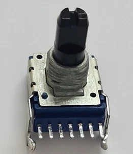 Soundcraft dual pot 10kad with centre detent used in K2/k3 DM1258 s2608 - Picture 1 of 3