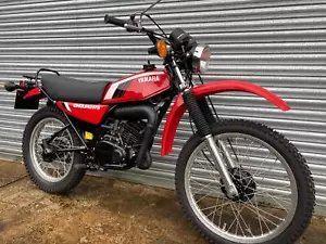 YAMAHA DT 175 MX TRAIL TRIAL LOW MILES MINT BIKE ONO PX TY RD 125 250 350 400 - Picture 1 of 8
