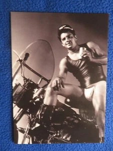 CARTOLINA 5X7 CAVALIERE IN PELLE KRIS STUDIOS - Foto 1 di 1