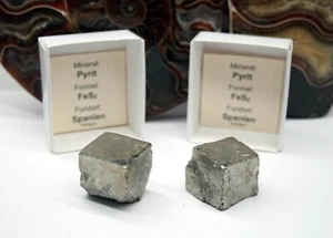 Pyritkristalle 2 Stück Navajun Pyrit Katzengold Pyritwürfel PY162 - Bild 1 von 2