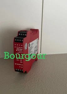Allen Bradley 440R-D23169/A GuardMaster Sicherheitsrelais, MSR125HP, 440RD23169 - Bild 1 von 3