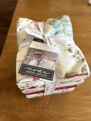 Howard Marcus Collections for a Cause Etchings 34 Fat Quarters 44330AB - Image 1 of 4