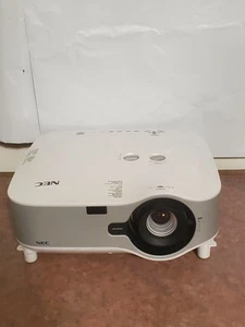 NEC NP2150 LCD Projector XGA 600:1 4200 Lumen-3D REFORM/-221 Hour - Picture 1 of 8