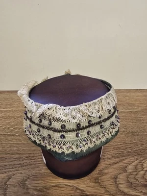 Antiguo collar eduardiano con cuentas de encaje recorte lentejuelas de celuloide temprano, cuentas de vidrio Foto 1 de 4