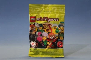 Lego - Minifigure Series - Series 19 - New and Sealed - Picture 1 of 2