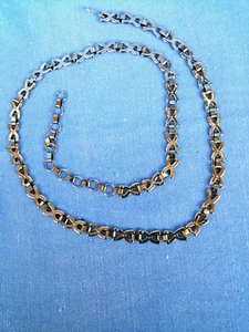 CINTURA IN  METALLO ARGENTATO ANNI 80 VINTAGE - Foto 1 di 1