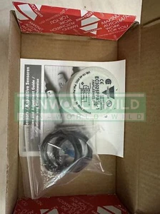 1 szt nowy do czujnika przełącznika zbliżeniowego CARLO EC3025PPASL-1 - Zdjęcie 1 z 4