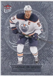 2021/22 FLEER ULTRA..CONNOR McDAVID..MEDALLIONS INSERT..CARD # M-4..OILERS - Picture 1 of 1