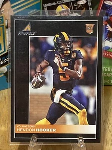 2023 Panini Chronicles Draft Picks Pinnacle #14 Hendon Hooker (RC) Lions - Bild 1 von 6