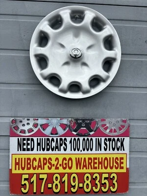 1995-1997 Mazda 626  MX6 Silver Original Used Minor Flaws  14” Hubcap 1 Used - Image 1 of 4