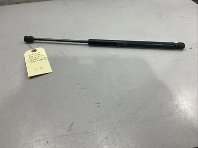 Puerta trasera cilindro elevador derecho Kia Forte 2011-2013 OEM 81780-1M010 Foto 1 de 4