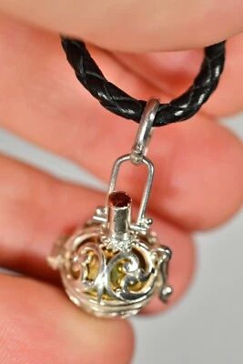 *BOLA ARMONÍA* Colgante Balinés + Medallón Jaula Timbre Rubí Simulado Foto 1 de 4