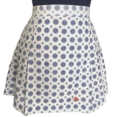 Falda Tenis Fila Años 90 Difícil de Encontrar Blanca con Medallón Azul 6 Bolsillos Poli Plisados-Usada Foto 1 de 4